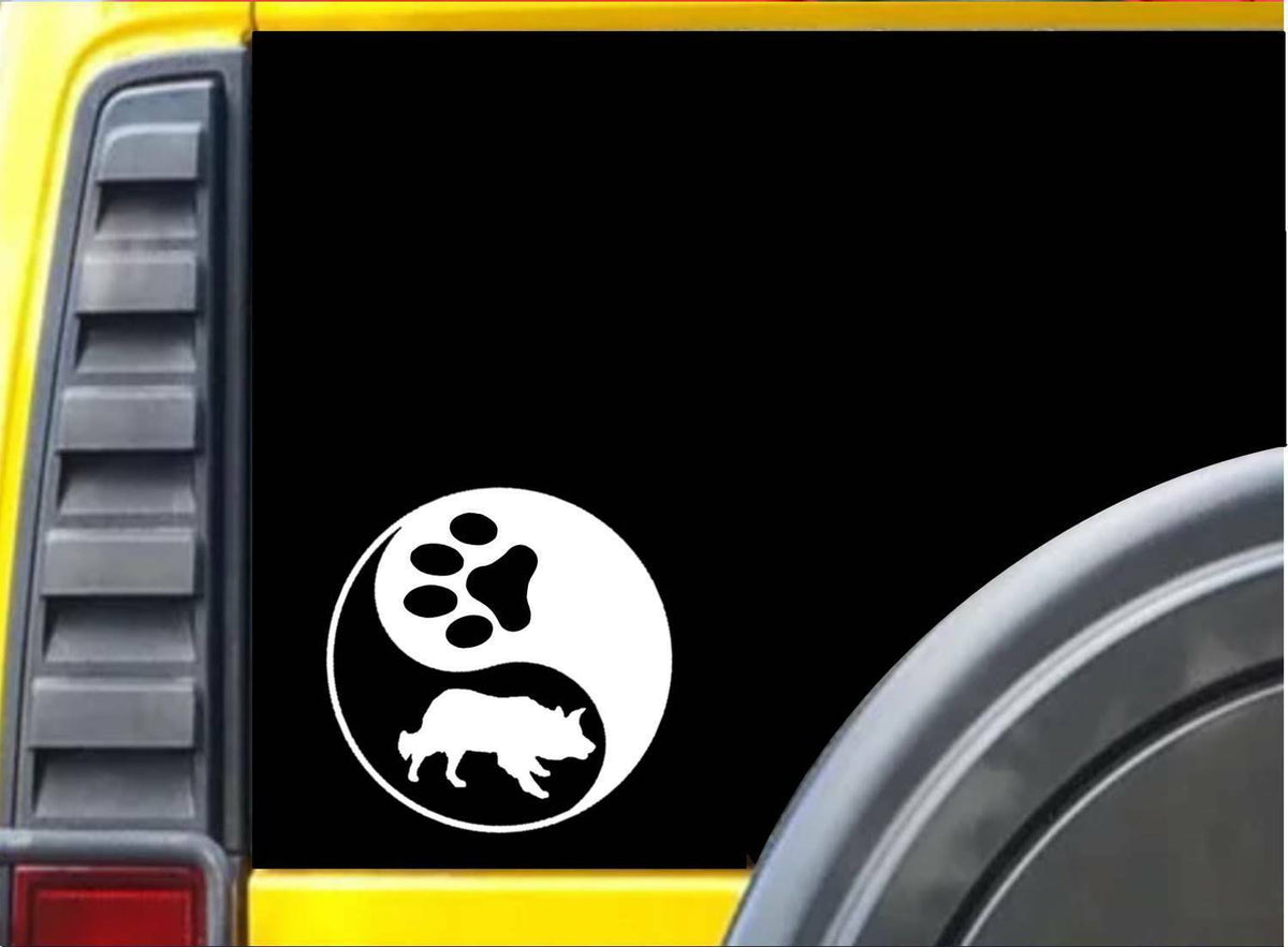 Yin Yang Border Collie Dog Vinyl Decal – 6 Inch