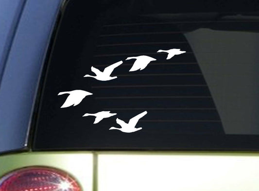 Flying Geese V Formation Vinyl Decal – 8 Inch